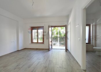 Stanza vuota - Trilocale VIA FONTESECCO
 
23-25, L'Aquila - foto 12