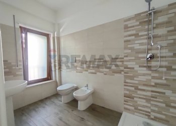 Bagno - Trilocale VIA FONTESECCO
 
23-25, L'Aquila - foto 13