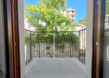 Balcone - Trilocale VIA FONTESECCO
 
23-25, L'Aquila - foto 15