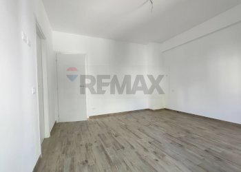 Stanza vuota - Trilocale VIA FONTESECCO
 
23-25, L'Aquila - foto 16