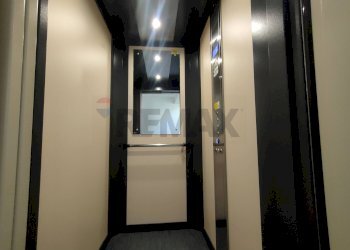 Hall / corridoio - Trilocale VIA FONTESECCO
 
23-25, L'Aquila - foto 27