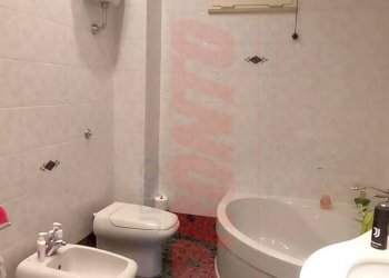 Foto 20 - Trilocale Via DONIZETTI
 
6, Ischitella - foto 20