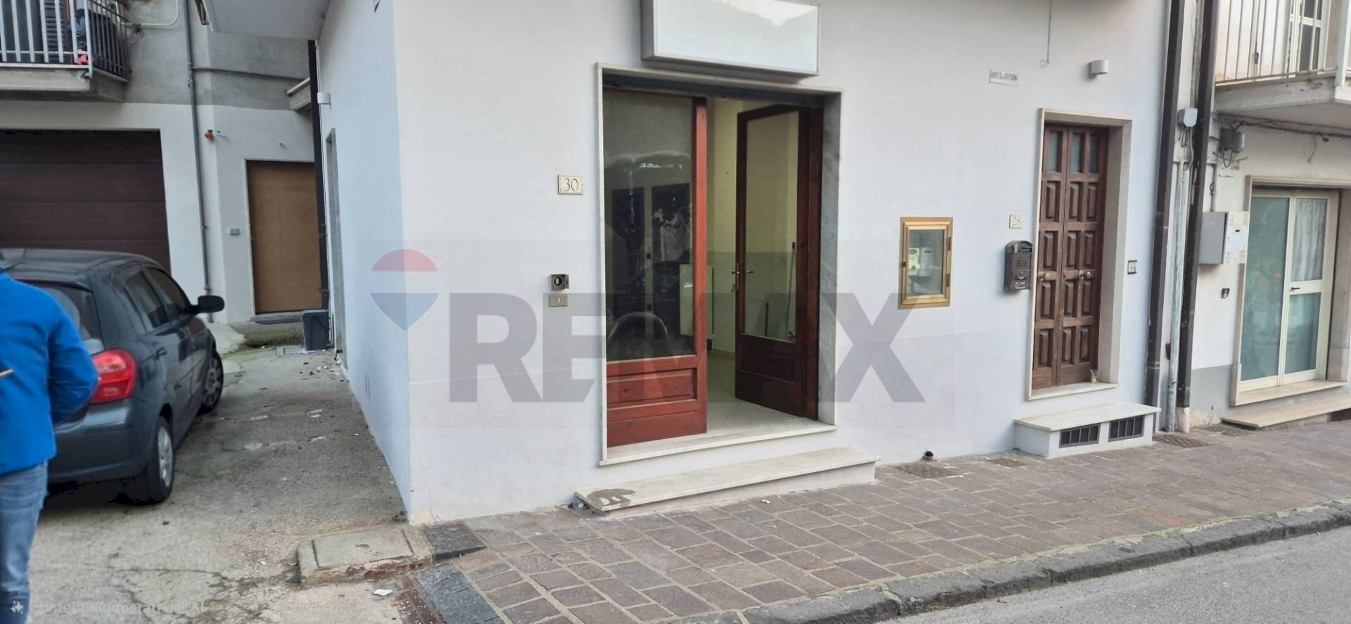 Edificio all\'aperto - Locale Commerciale via Angelo Minichiello
 
sn, Grottaminarda - foto 1