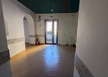 Foto 1 - Locale Commerciale Piazza bronzetti, Castel Morrone - foto 1