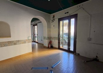 Foto 4 - Locale Commerciale Piazza bronzetti, Castel Morrone - foto 4