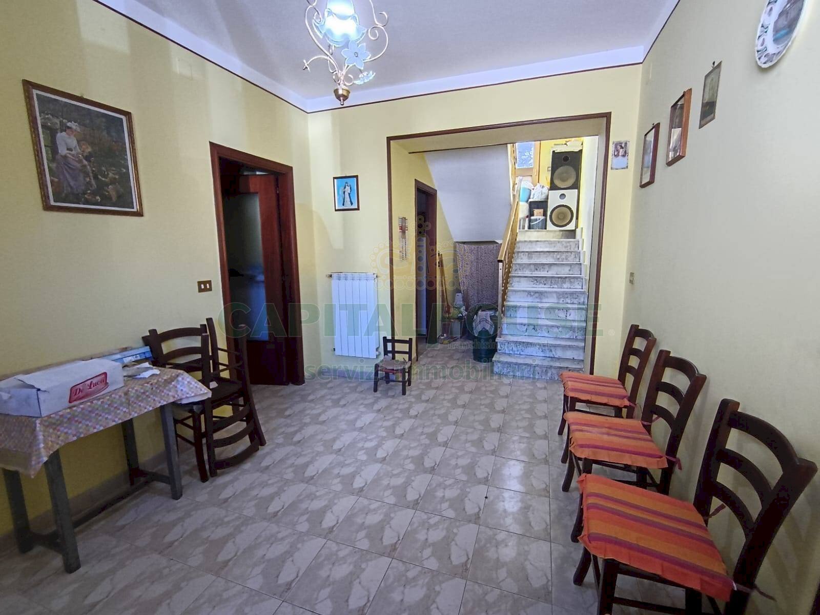 Foto 1 - Casa indipendente Piazza Bronzetti, Castel Morrone - foto 1