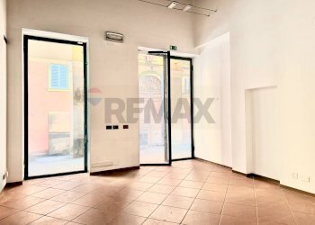 Stanza vuota - Commercial Premises Via Canalino
 
70/72, Modena - photo 10