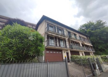 Edificio all\'aperto - Villa a Schiera via adelaide ristori, Como - foto 2