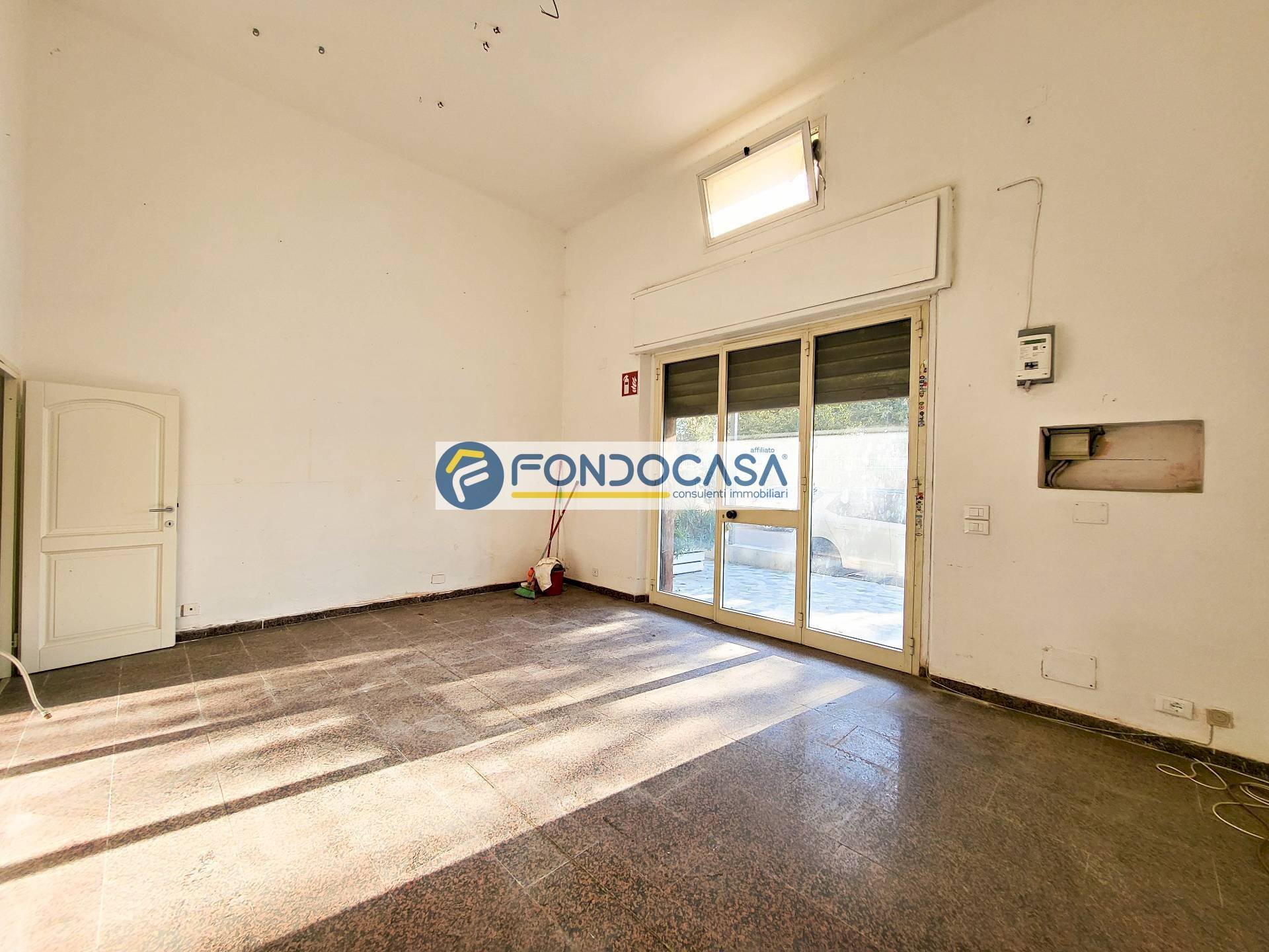 Foto 3 - Locale Commerciale Viale Versilia
 
73, Pietrasanta - foto 3