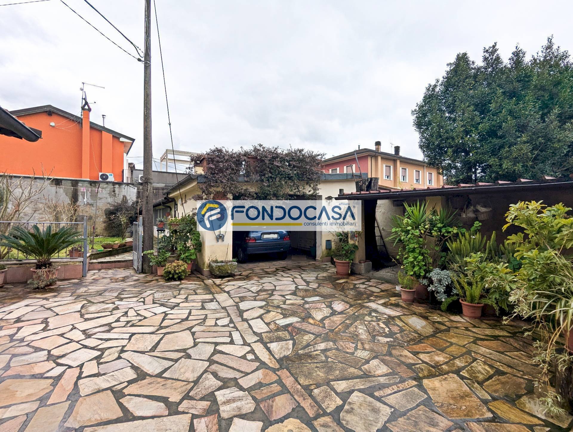 esterno - Casa indipendente Via Torrone
 
123, Camaiore - foto 2