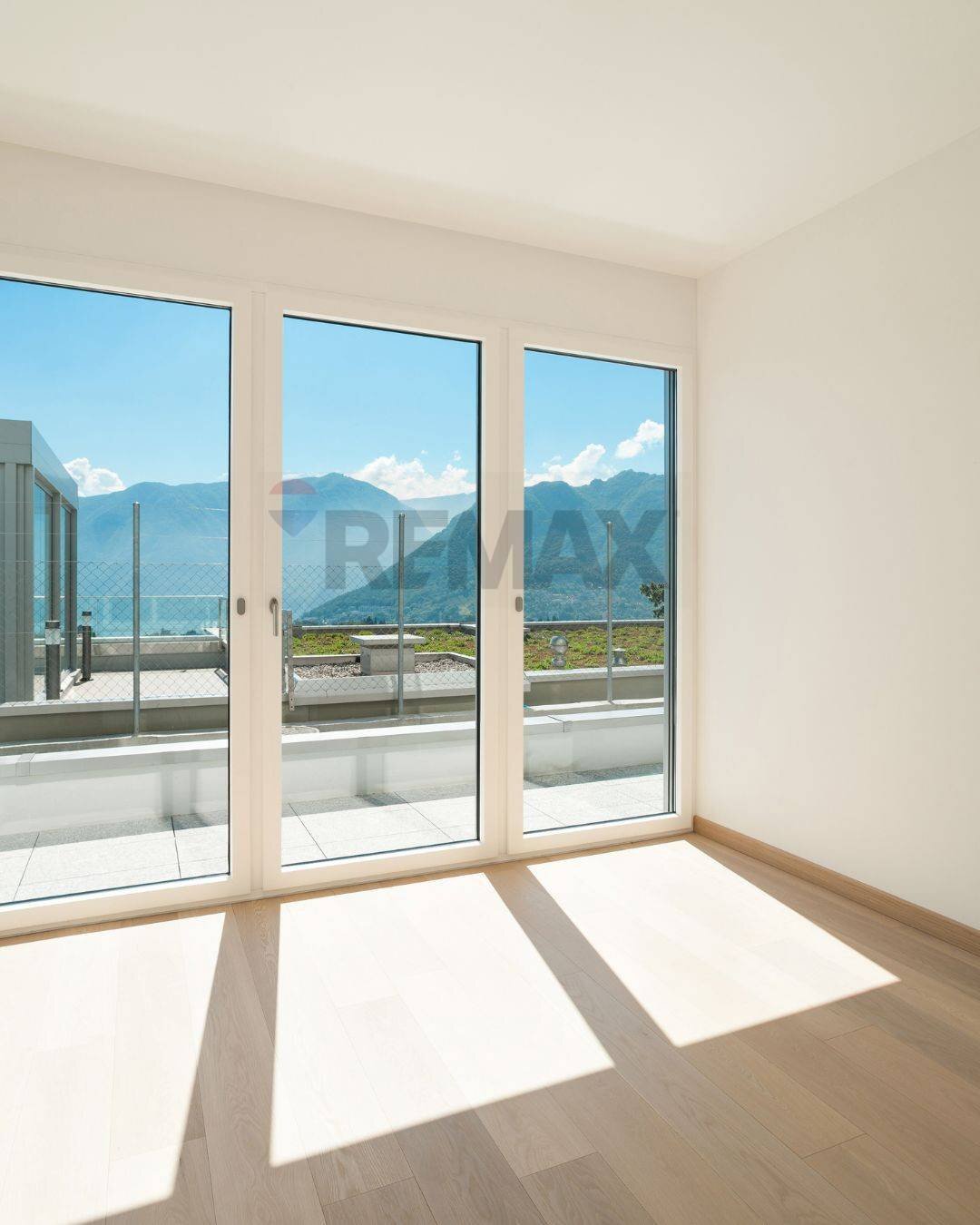 Stanza vuota - Appartamento Torri del Benaco - foto 3