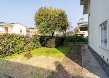 Giardino - Villa Via giovanni XXIII
 
5, Torrile - foto 2