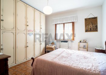 Camera / camera da letto - Villa Via giovanni XXIII
 
5, Torrile - foto 11