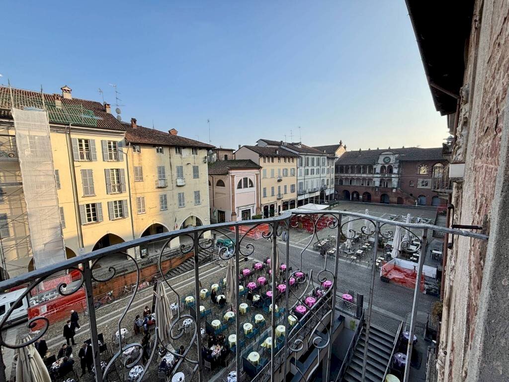 Vista - Three-room apartment piazza della Vittoria, Pavia - photo 2