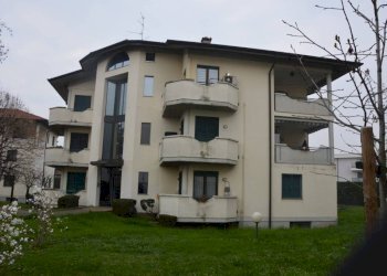 Facciata - Bilocale via Gaetano Donizetti, 23, Lainate - foto 2