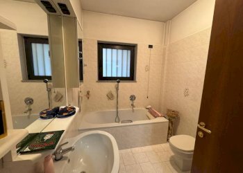 Bagno - Villa via Vittorio Arconti, 2, Gallarate - foto 10