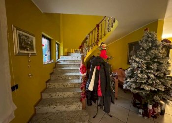 Scala - Villa via Vittorio Arconti, 2, Gallarate - foto 21