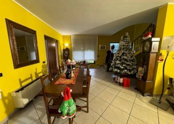 Salone - Villa via Vittorio Arconti, 2, Gallarate - photo 27