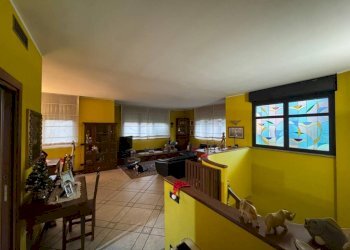 Interno non residenziale - Villa via Vittorio Arconti, 2, Gallarate - photo 47