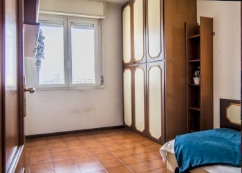 Camera da letto - Trilocale via Giacomo Quarenghi, 43, Milano (zona Gallaratese) - foto 15