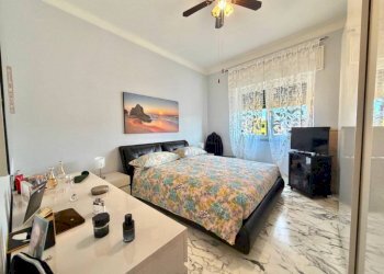 Camera da letto - Appartamento via Coronata, Genova (zona Cornigliano) - foto 11