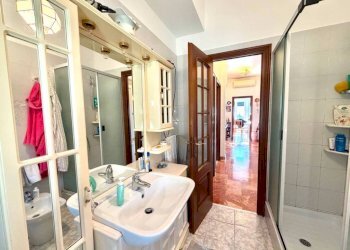 Bagno - Appartamento via Coronata, Genova (zona Cornigliano) - foto 24