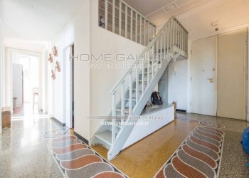 Corridoio - Appartamento via Pisa, Genova (zona Albaro) - foto 11