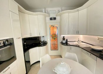 Cucina - Quadrilocale via Gianfranco Zuretti, Milano (zona Ponte Seveso) - foto 13