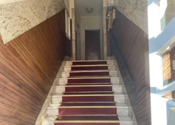 Interno palazzo - Bilocale via Alessandrina Ravizza, 3, Torino (zona Rebaudengo) - foto 4