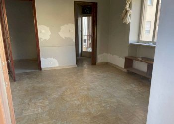 Soggiorno - Bilocale via Alessandrina Ravizza, 3, Torino (zona Rebaudengo) - foto 14