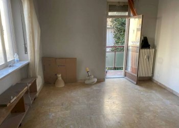 Soggiorno - Bilocale via Alessandrina Ravizza, 3, Torino (zona Rebaudengo) - foto 22
