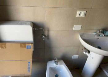 Bagno - Bilocale via Alessandrina Ravizza, 3, Torino (zona Rebaudengo) - foto 26