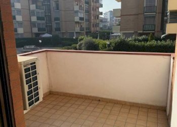 Terrazzo - Trilocale via Sibilla Aleramo, Rivalta di Torino - foto 1