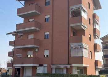 Facciata - Trilocale via Sibilla Aleramo, Rivalta di Torino - foto 31