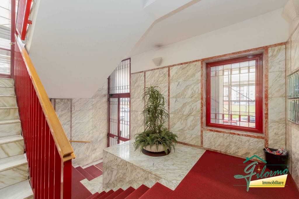 Interno palazzo - Apartment via Severino Casana, Torino (neighborhood Lingotto) - photo 2