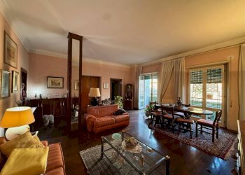 Salone - Appartamento via Apuania, Roma - foto 1