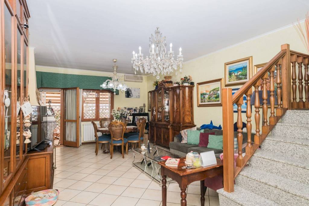 Soggiorno - Villa a Schiera via Giovanni Battista Gisleni, Roma - foto 1