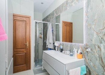 Bagno - Villa a Schiera via Giovanni Battista Gisleni, Roma - foto 17