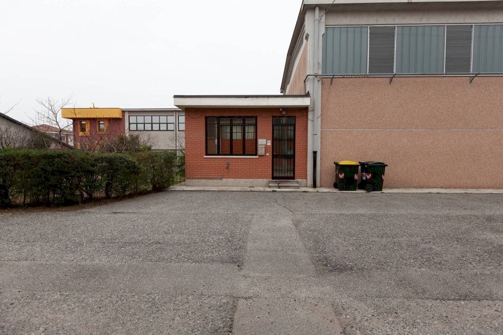 Facciata - Shed strada del Cascinotto, 122/1, Torino - photo 2