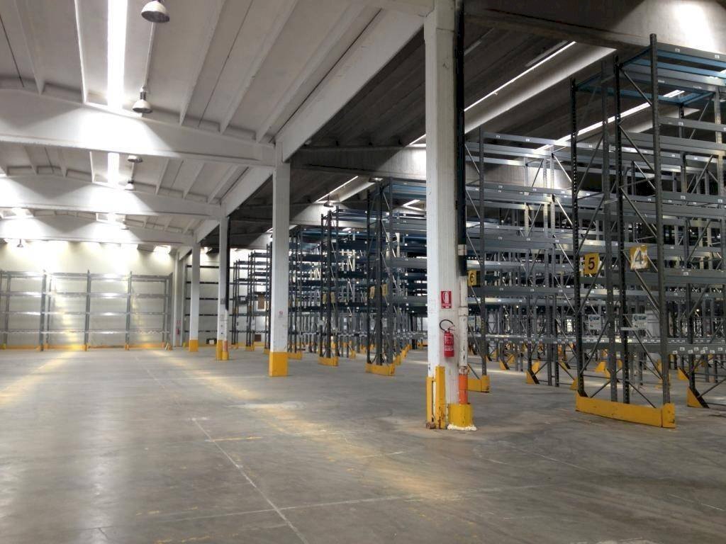 Interno non residenziale - Capannone via PRIMO MAGGIO, Castel Maggiore - foto 1