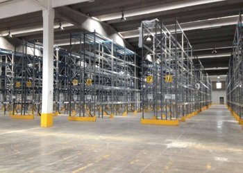 Interno non residenziale - Shed via PRIMO MAGGIO, Castel Maggiore - photo 2