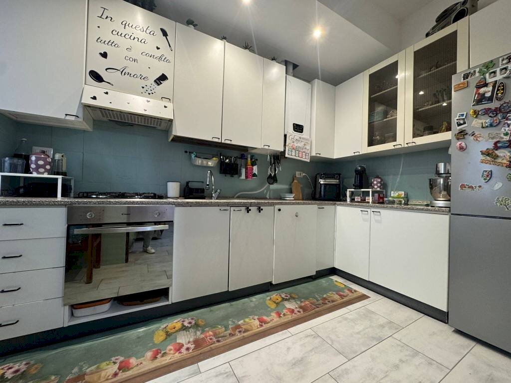 Cucina - Appartamento via Pietro Motrassino, 6/b, Venaria Reale - foto 3