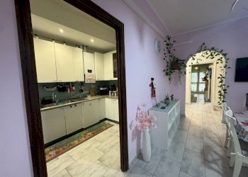 Cucina - Appartamento via Pietro Motrassino, 6/b, Venaria Reale - foto 2