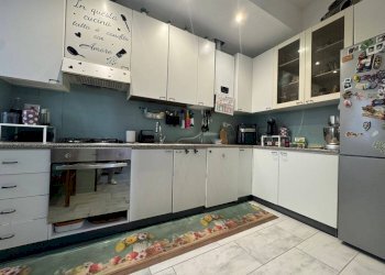 Cucina - Appartamento via Pietro Motrassino, 6/b, Venaria Reale - foto 3