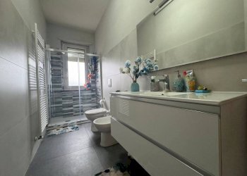 Bagno - Appartamento via Pietro Motrassino, 6/b, Venaria Reale - foto 28