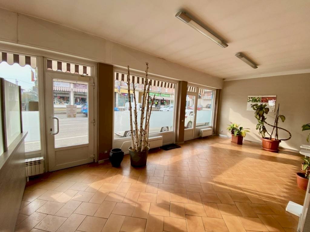 Interno non residenziale - Shop via Iside Viana, 50, Candelo - photo 3