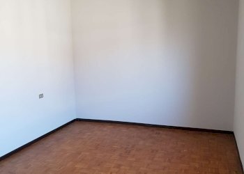 camera matrimoniale - Quadrilocale via Bramante, frazione Santa Maria Della Croce, Crema - foto 20