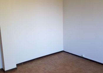 camera matrimoniale - Quadrilocale via Bramante, frazione Santa Maria Della Croce, Crema - foto 43