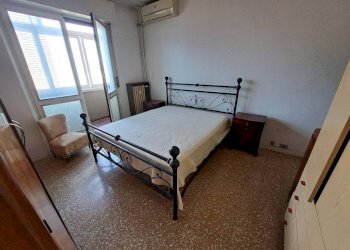 Camera da letto - Three-room apartment via Cogne, 7, Milano - photo 17