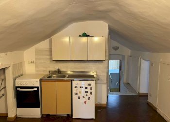 MANSARDA IN VENDITA GENOVA VOLTRI VIA PPROFUMO - Bilocale via Giacomo Profumo, 2-16, Genova (zona Voltri) - foto 2